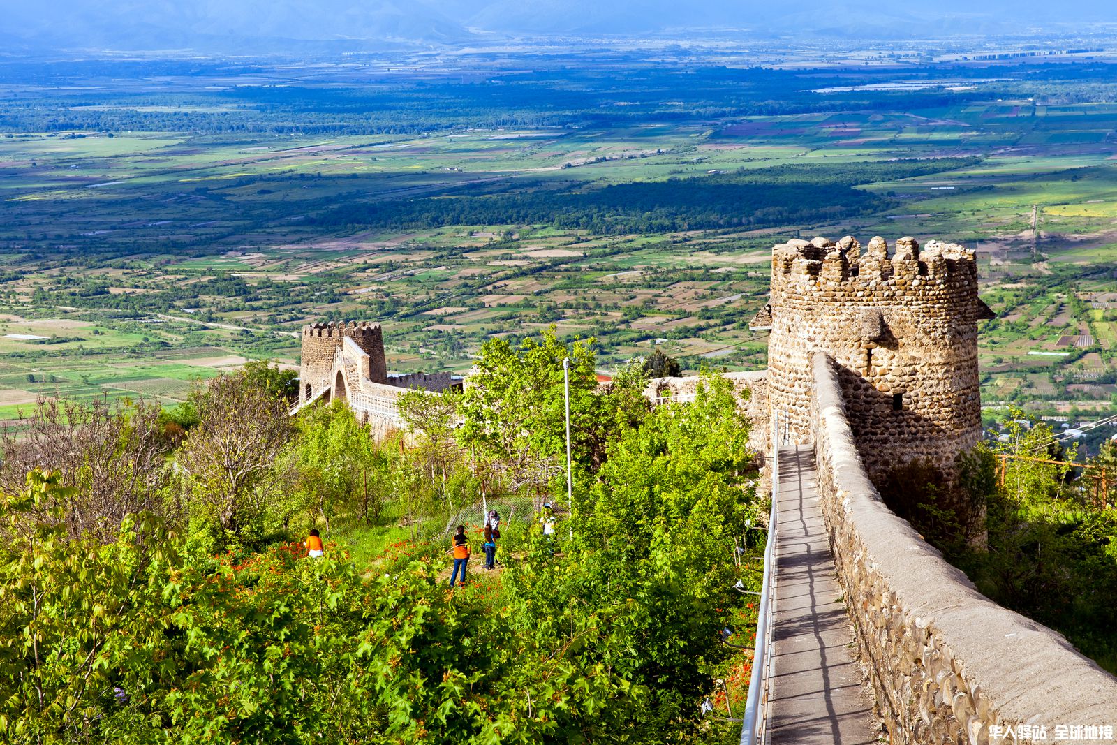 dreamstimec_vue_de_la_tour_de_sighnaghi.jpg